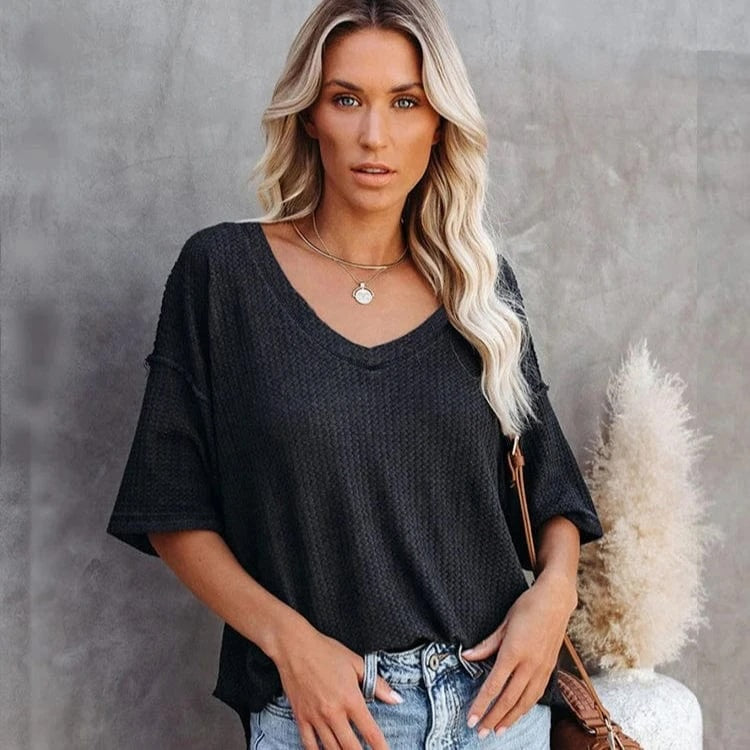 Boho Beach Hut is your online Women's Clothing Store for Boho Tops, Shirts and Blouses. Choose from Boho Style Tops, Shirts, Camis, Tank Tops and Blouses. From Sleeveless, Spaghetti Strap Tops or Off Shoulder Tops to Long Sleeves, we have you covered.